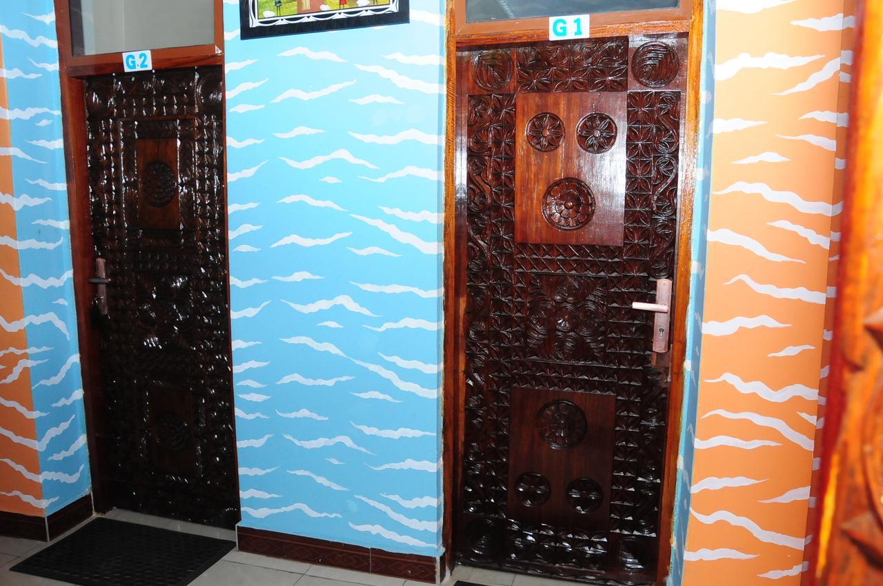 Safari Inn Dar es Salaam Exterior foto